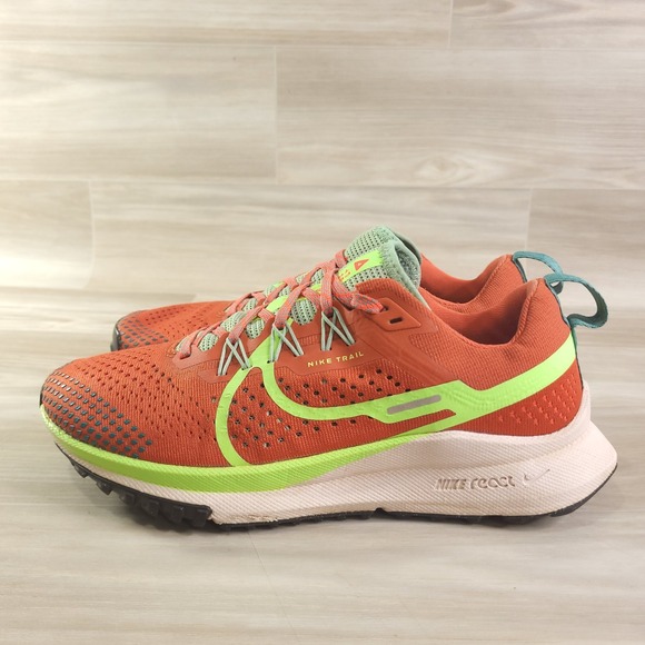 Nike React Pegasus Trail 4 Running Shoes Sneakers Womens Size 8 Mantra Orange - Picture 1 of 15